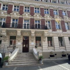 ul. Sienkiewicza 82/84
90-318 Łódź